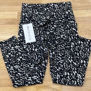 Salutation Stash 7/8 Tight, black and white, size S